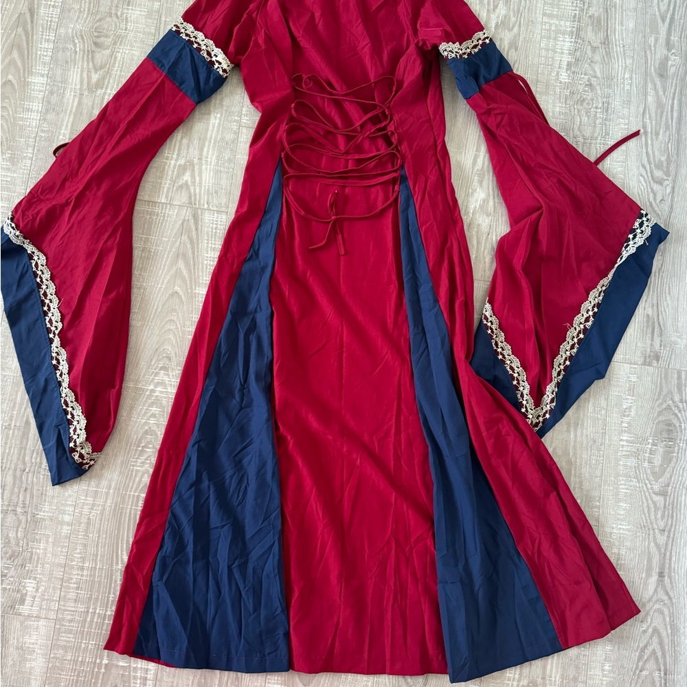Medieval Red and Blue Lace-Up Women's Dress + Black Wig